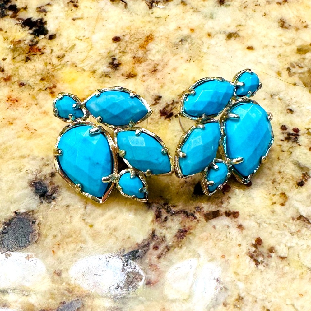 Kendra Scott turquoise stud earrings